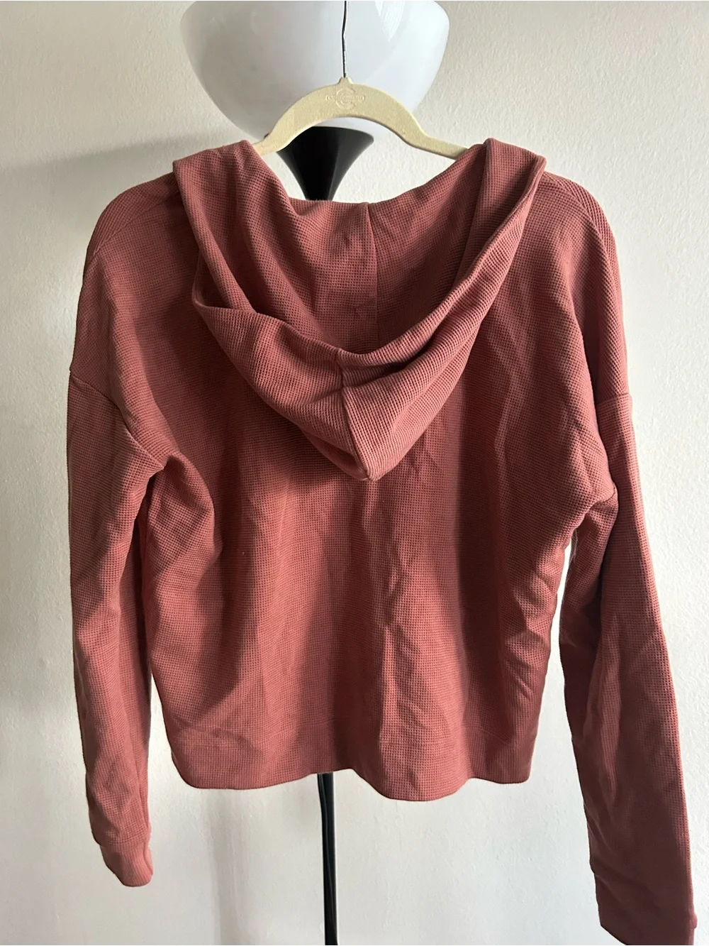 Vuori Rust Waffle-Knit Snap-Hood Pullover - Picture 4 of 9